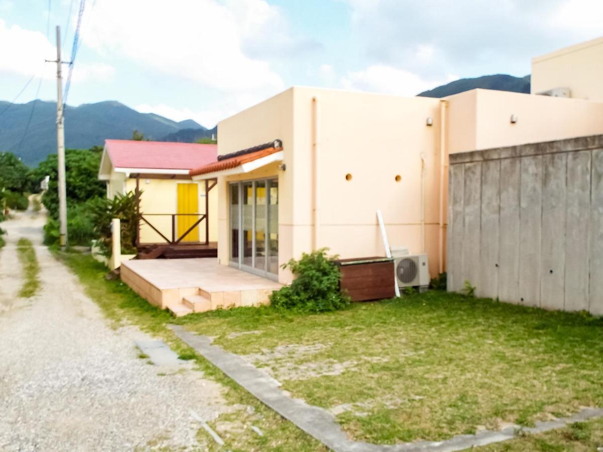 Asobibase Yamabare-House Hotel Ishigaki  Kültér fotó